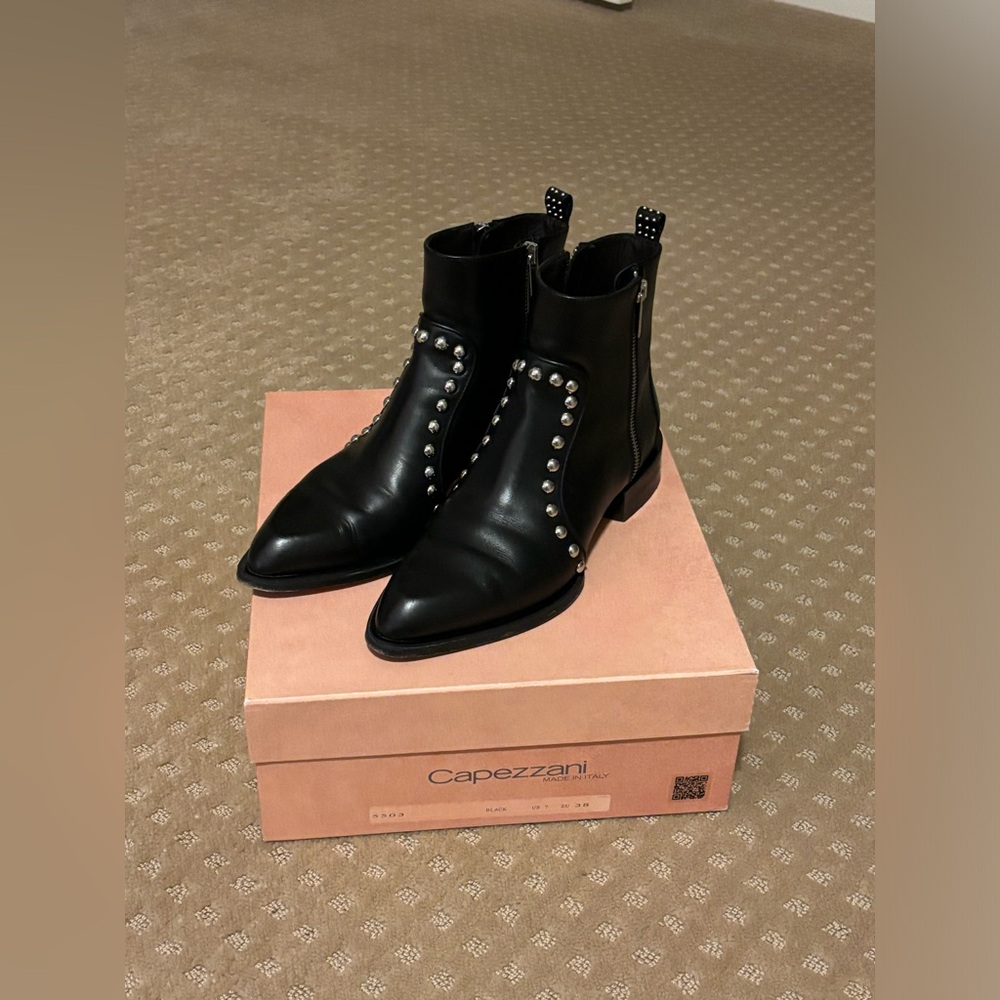 Capezzani Black Studd Boots